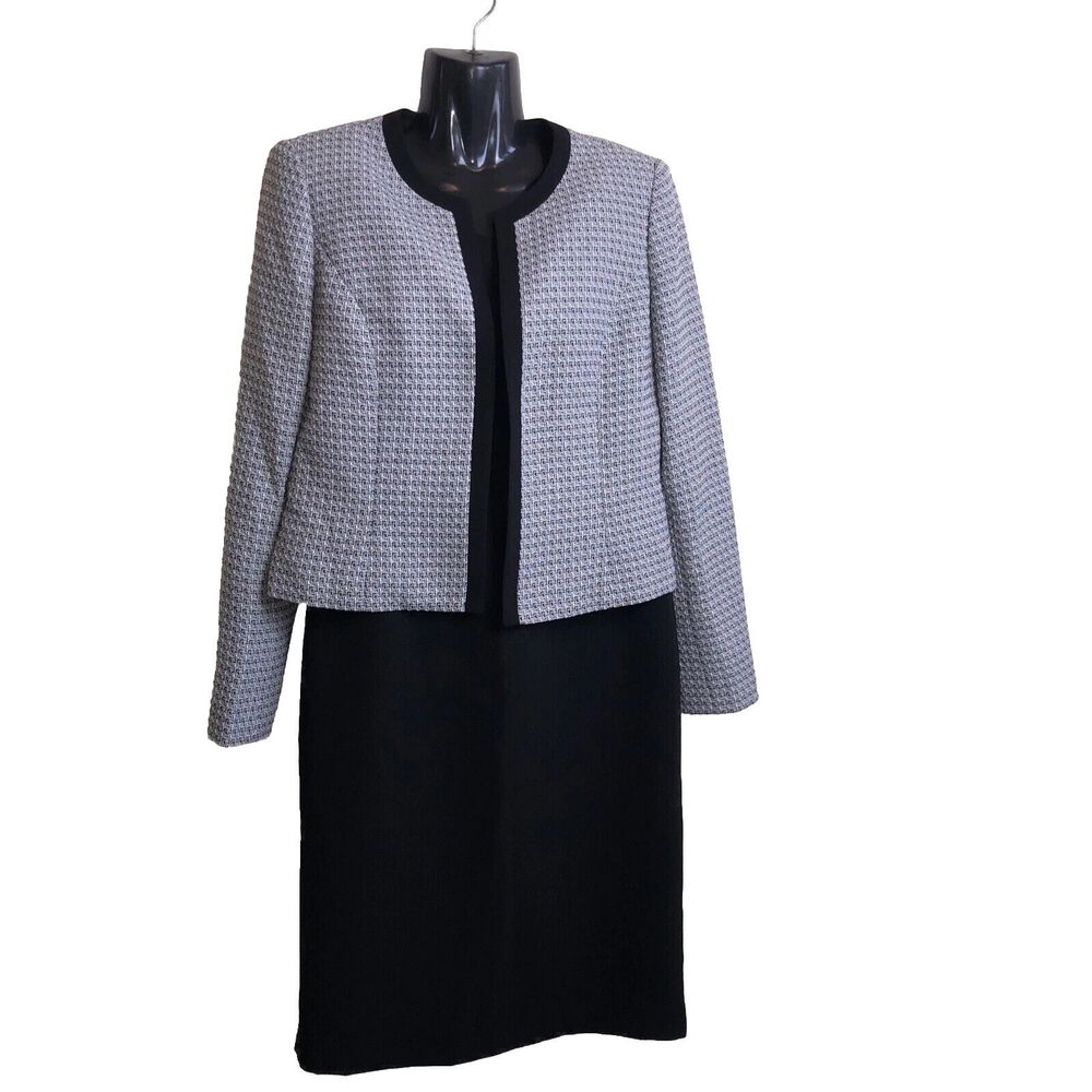 Evan-Picone Women’s tweed black & ivory 2 Piece Dress &Jacket Suit Size 4